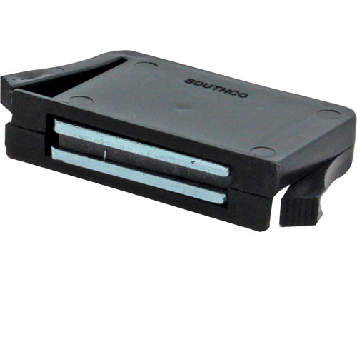 Hatco HT05-30-026 Door  Catch(Magnetic,1-9/16")